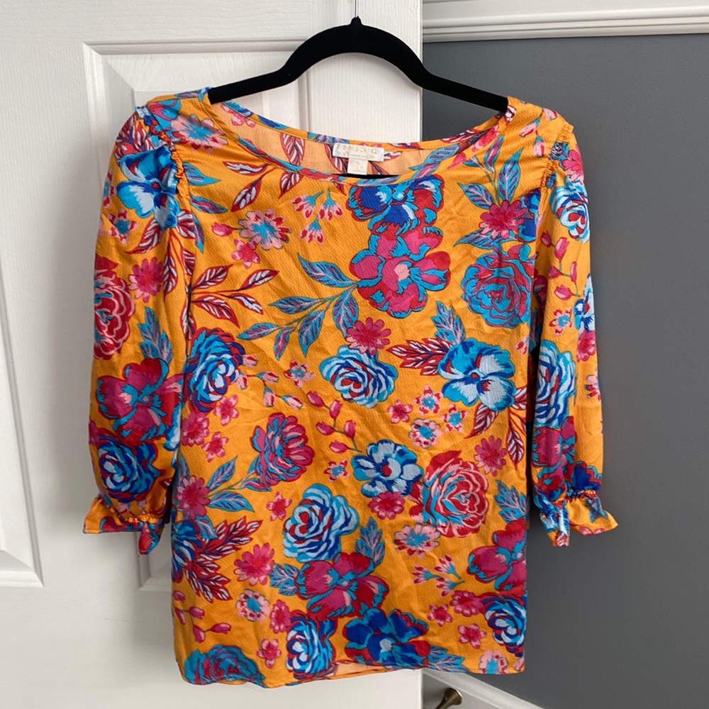 Floral top